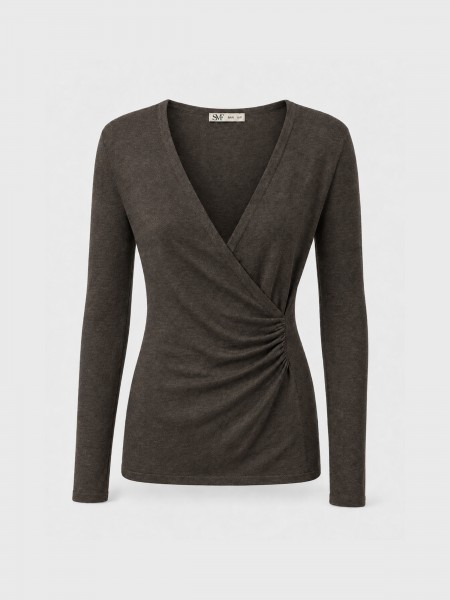 Knitted sweater with draping