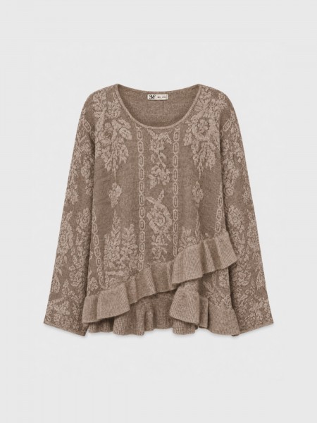 Knitted sweater with ruffles
