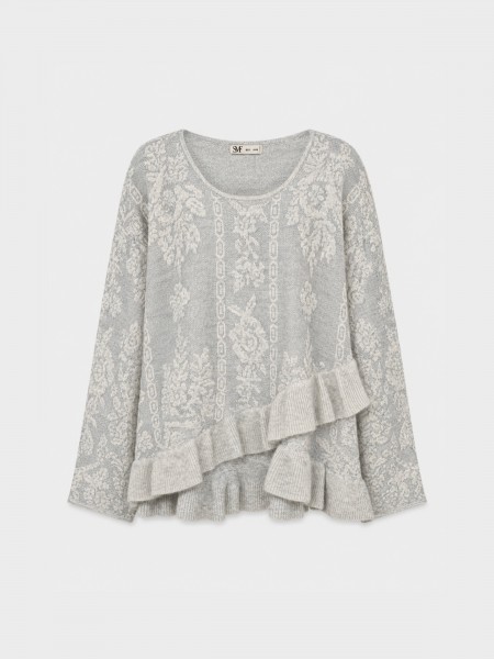 Knitted sweater with ruffles
