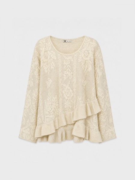 Knitted sweater with ruffles